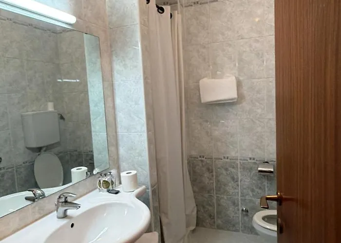 Unity Bank Termale Padova Rc12 3*