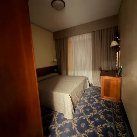 Unity Bank Termale Padova Rc12 Hotel 3*